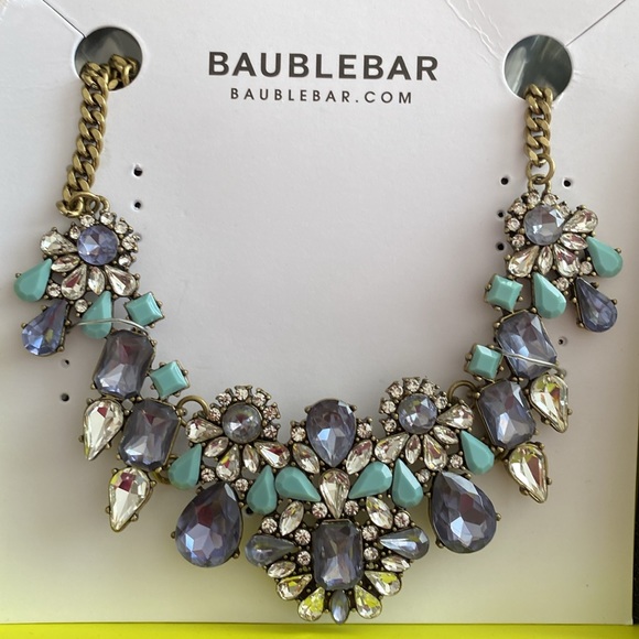 NIB Baublebar statement necklace. - Picture 2 of 7